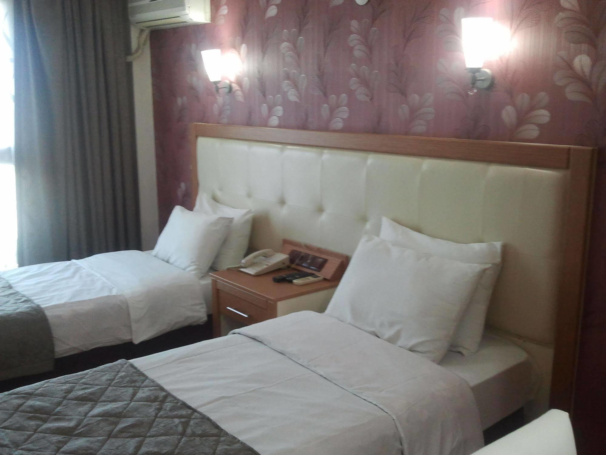 Hotel Kocaman Izmir Exterior photo